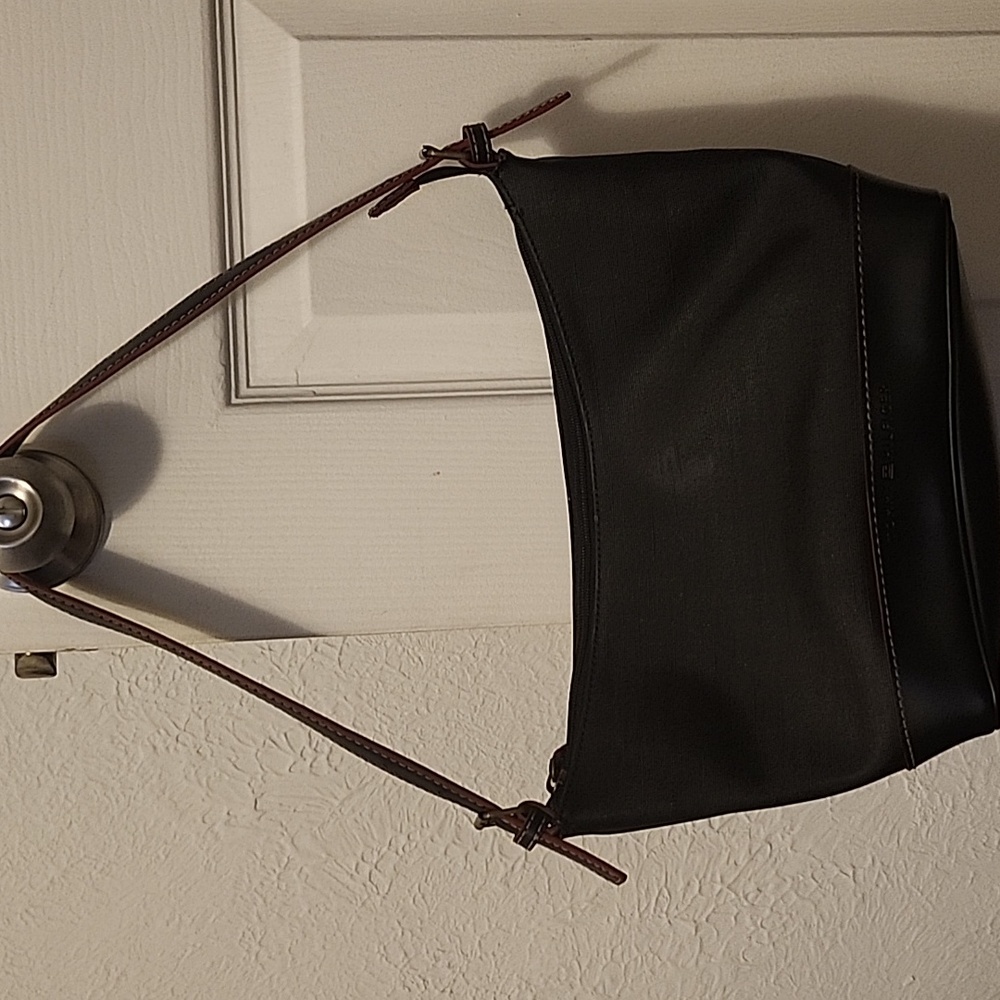 Tommy Hilfiger purse